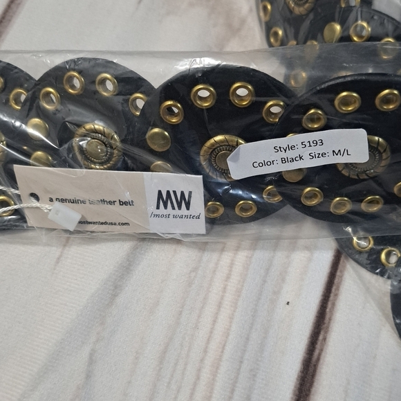 Brown and Gold Women's Belt - Picture 3 of 8